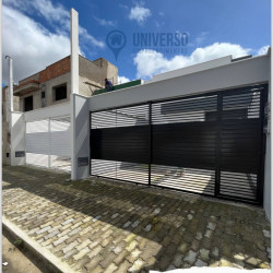 Casa com 3 Quartos à Venda, 150 m² em Parque Ipê - Feira De Santana