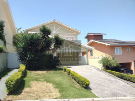 Casa de Condomínio com 4 Quartos para Alugar, 248 m² em Alphaville - Santana De Parnaíba