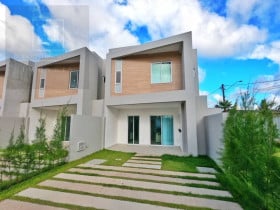 Casa de Condomínio com 3 Quartos à Venda, 93 m² em Urucunema - Eusébio