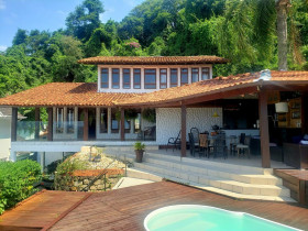 Casa com 5 Quartos à Venda, 580 m² em Centro - São José