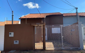 Casa com 2 Quartos à Venda, 70 m² em Carandá Bosque - Campo Grande
