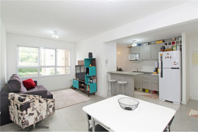 Apartamento com 3 Quartos à Venda, 75 m² em Jardim Carvalho - Porto Alegre