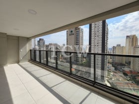 Apartamento com 3 Quartos à Venda, 120 m² em Aclimação - São Paulo