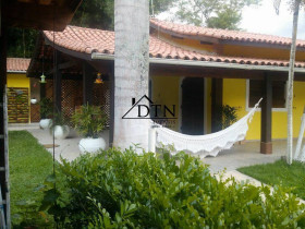 Casa com 6 Quartos à Venda, 700 m² em Massaguaçu - Caraguatatuba