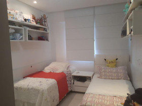 Apartamento com 3 Quartos à Venda, 96 m² em Itaigara - Salvador