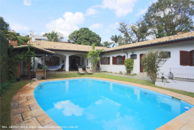 Casa com 4 Quartos à Venda, 426 m² em Interlagos - São Paulo