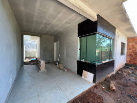 Casa com 2 Quartos à Venda, 84 m² em Itacolomi - Balneário Piçarras