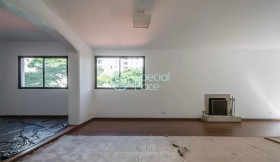 Apartamento com 3 Quartos à Venda, 350 m² em Campo Belo - São Paulo