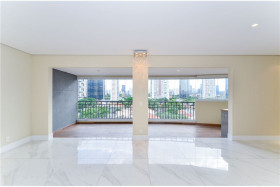 Apartamento com 3 Quartos à Venda, 172 m² em Cidade Monções - São Paulo