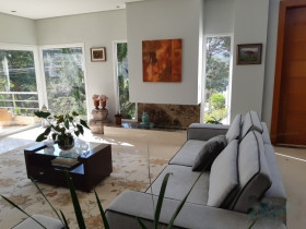 Casa com 4 Quartos para Alugar ou Temporada, 491 m² em Tamboré - Santana De Parnaíba