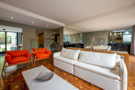 Casa com 5 Quartos para Alugar, 340 m² em Brooklin Paulista - São Paulo
