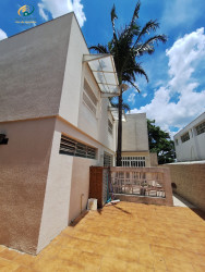 Sobrado com 4 Quartos à Venda, 440 m² em Indianópolis - São Paulo
