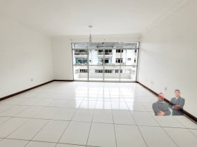 Apartamento com 3 Quartos à Venda, 101 m² em Adrianópolis - Manaus