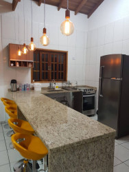 Casa de Condomínio com 2 Quartos à Venda, 100 m² em Vitória Régia - Atibaia