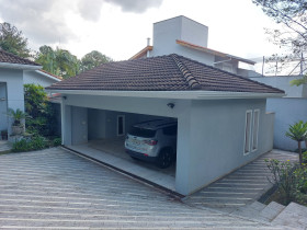 Casa com 3 Quartos à Venda, 379 m² em Vila Vianna - Cotia