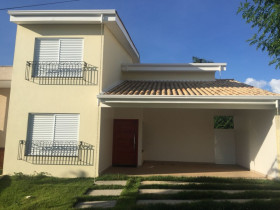 Casa de Condomínio à Venda, 300 m² em Cidade Jardim - Bragança Paulista