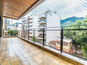 Apartamento com 4 Quartos à Venda, 220 m² em Tijuca - Tijuca