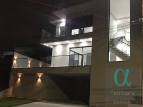 Casa com 4 Quartos à Venda, 254 m² em Suru - Santana De Parnaíba