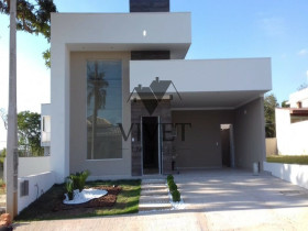 Casa de Condomínio com 3 Quartos à Venda, 170 m² em Cajuru Do Sul - Sorocaba