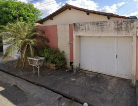 Casa com 3 Quartos à Venda, 200 m² em Mocambinho - Teresina