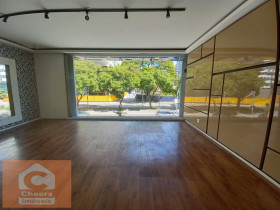 Casa com 5 Quartos à Venda, 484 m² em Pinheiros - São Paulo