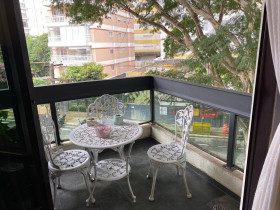 Apartamento com 4 Quartos à Venda, 173 m² em Moema - São Paulo