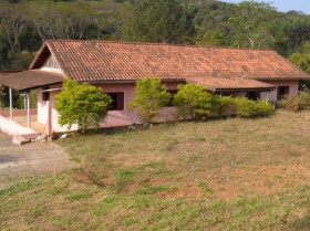 Chácara com 4 Quartos à Venda, 250 m² em Campininha - Atibaia
