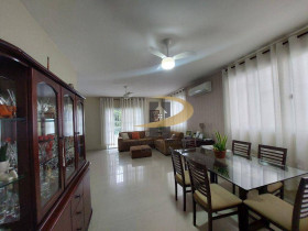 Casa com 3 Quartos à Venda, 212 m² em Aparecida - Santos