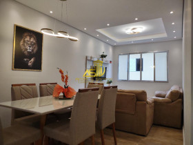 Apartamento com 2 Quartos à Venda, 66 m² em Caiçara - Praia Grande