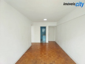 Apartamento com 1 Quarto para Alugar, 50 m² em Consolação - São Paulo
