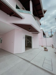 Casa com 3 Quartos à Venda, 203 m² em Nações - Balneário Camboriú