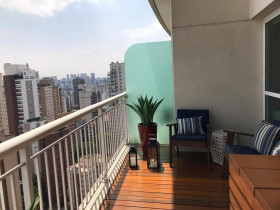Apartamento com 2 Quartos à Venda,  em Vila Nova Conceição - São Paulo
