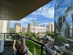 Apartamento com 3 Quartos à Venda ou Locação, 220 m² em Itaim Bibi - São Paulo