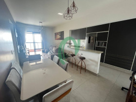 Apartamento com 2 Quartos à Venda, 88 m² em Guilhermina - Praia Grande