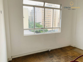 Apartamento com 1 Quarto para Alugar, 64 m² em Santa Cecília - São Paulo