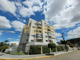 Apartamento com 3 Quartos à Venda, 126 m² em Saguaçu - Joinville