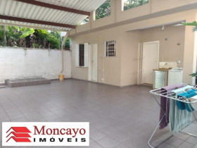 Casa com 2 Quartos à Venda, 448 m² em Centro - Caraguatatuba