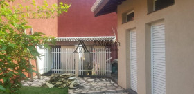 Casa com 3 Quartos à Venda, 1.013 m² em Jardim Colônia - Jundiaí