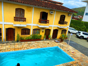 Casa com 2 Quartos à Venda, 96 m² em Martim De Sá - Caraguatatuba