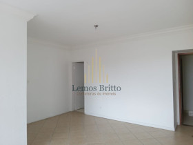 Apartamento com 3 Quartos para Alugar, 1 m² em Garcia - Salvador