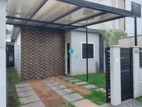 Casa com 3 Quartos à Venda, 74 m² em São João Do Rio Vermelho - Florianópolis