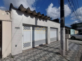 Casa com 2 Quartos à Venda, 128 m² em Samambaia - Praia Grande