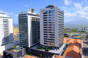 Apartamento com 2 Quartos à Venda, 71 m² em Centro - Florianópolis