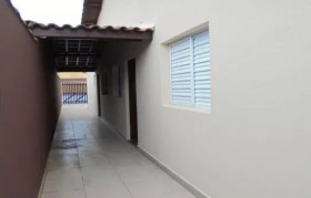 Casa com 2 Quartos à Venda, 120 m² em Itaóca - Mongaguá