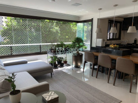 Apartamento com 3 Quartos à Venda, 240 m² em Vila Pompéia - São Paulo