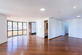 Apartamento com 3 Quartos à Venda, 169 m² em Vila Madalena - São Paulo