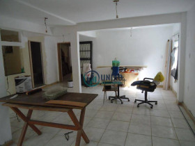 Casa com 4 Quartos à Venda, 220 m² em Centro - Niterói