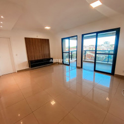 Apartamento com 2 Quartos à Venda, 96 m² em Residencial Paraíso - Franca