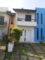 Casa com 3 Quartos à Venda, 98 m² em Granja Viana - Cotia
