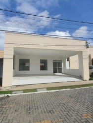 Casa com 3 Quartos para Alugar, 250 m² em Sim - Feira De Santana